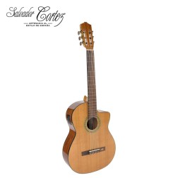 Chitarra Classica elettrificata Salvador Cortez serie Student  CC-10CE 